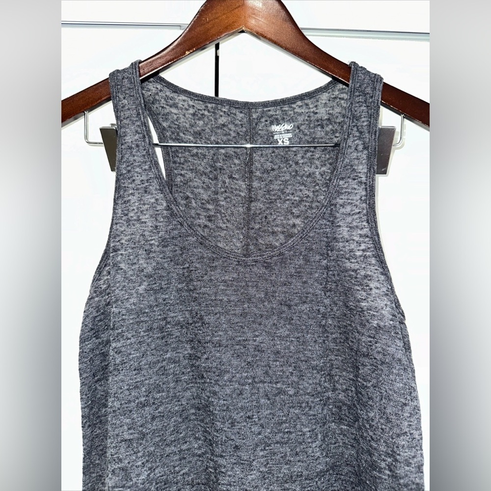 Mossimo Lightweight Tank Top XS - Picture 2 of 4